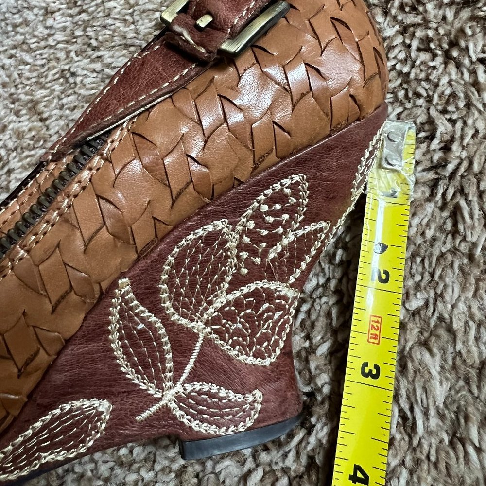 Kenzie Women's Wishbone Woven Leather Tan Shoes. - Picture 13 of 13